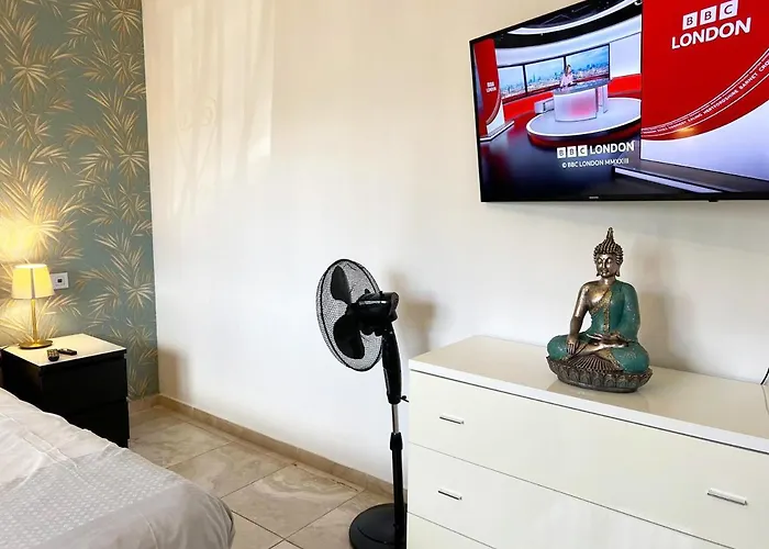 Appartement Modern With Prime Location *